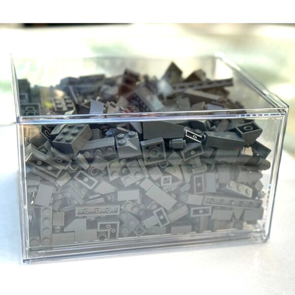 Dark Grey Legos In New Stackable Clear Acrylc Box Size 7.5"D x 6"W x 4.4"H Mixed - Picture 4 of 7